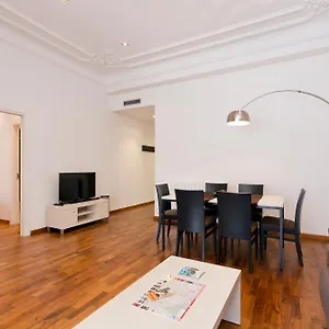 Apartament Aspasios Rambla Catalunya, Barcelona